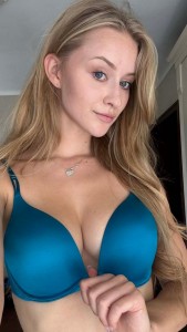 Фото проститутки Вика №2 в городе Якутск